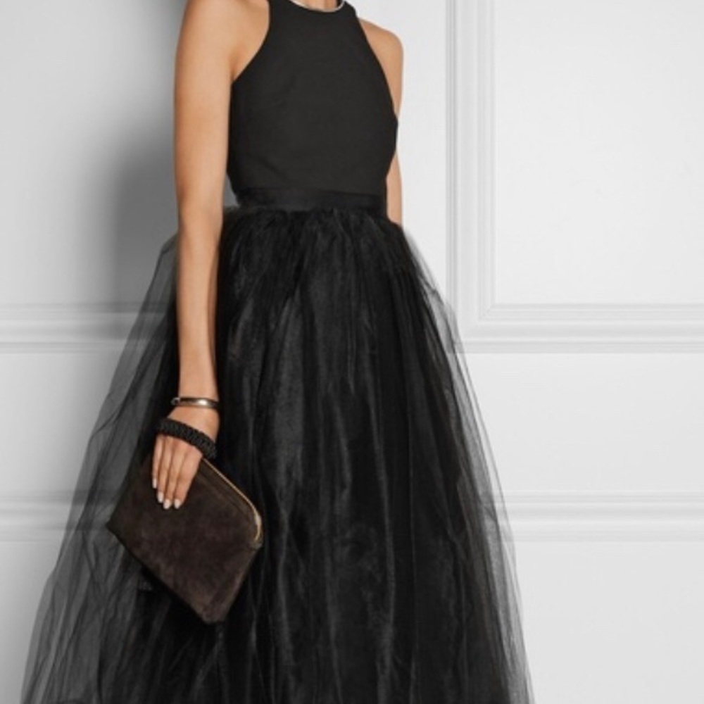 Beautiful Elizabeth and James dress
